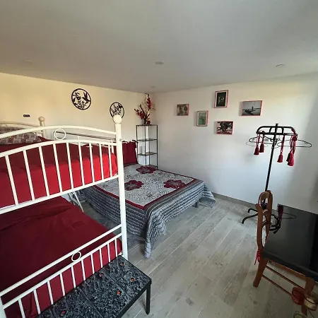 Maison Individuelle Au Coeur D'un Village Dynamique Ferienhaus